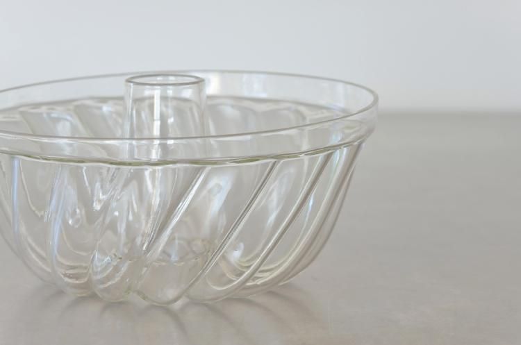 クグロフ型 . Jenaer Glas