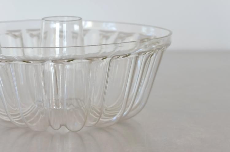 クグロフ型 . Jenaer Glas