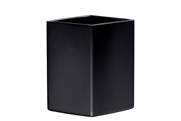 <span>Ruutu</span> / iittala <span>Ronan &amp; Erwan Bouroullec</span> 