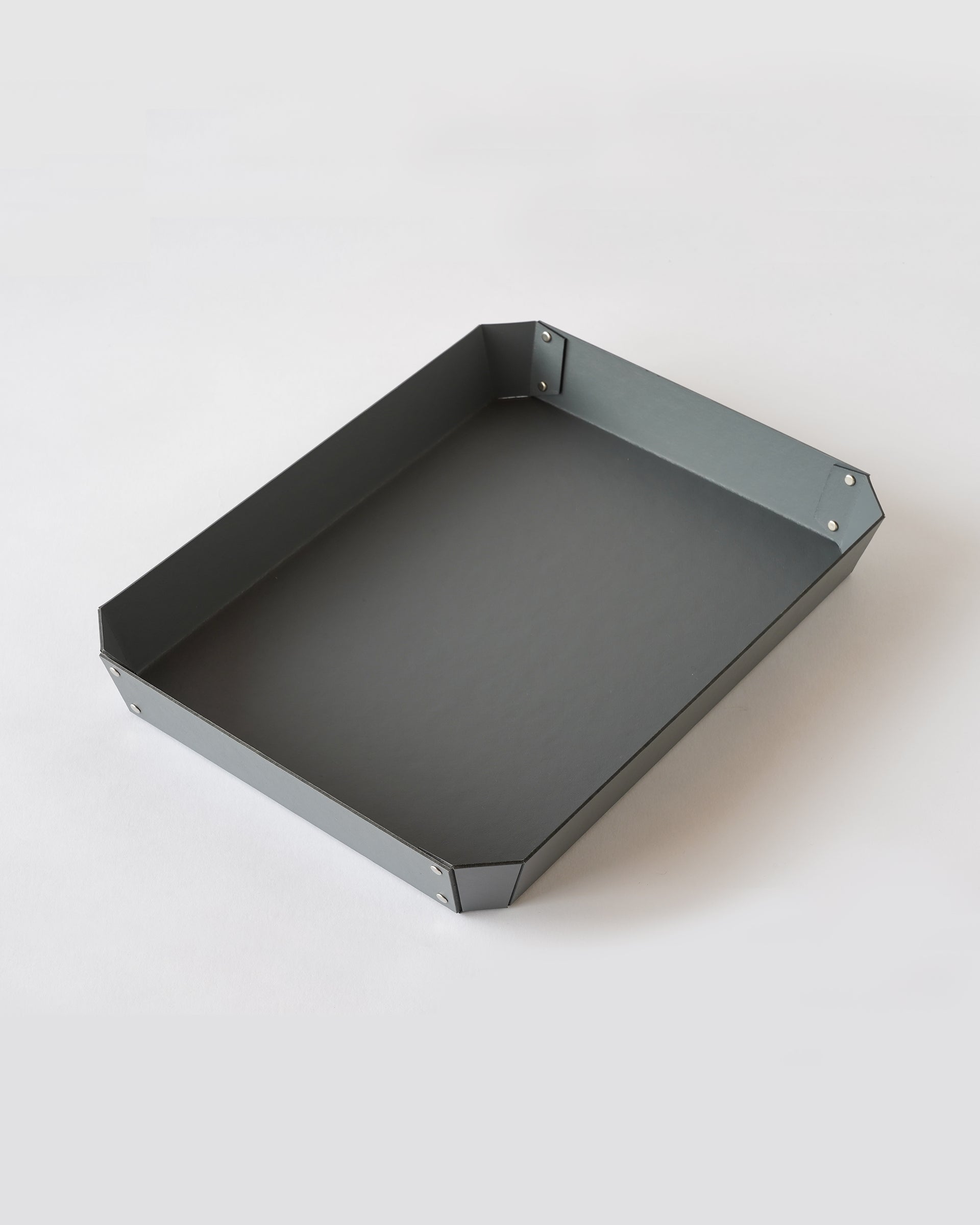 8_TRAY . L . グレー