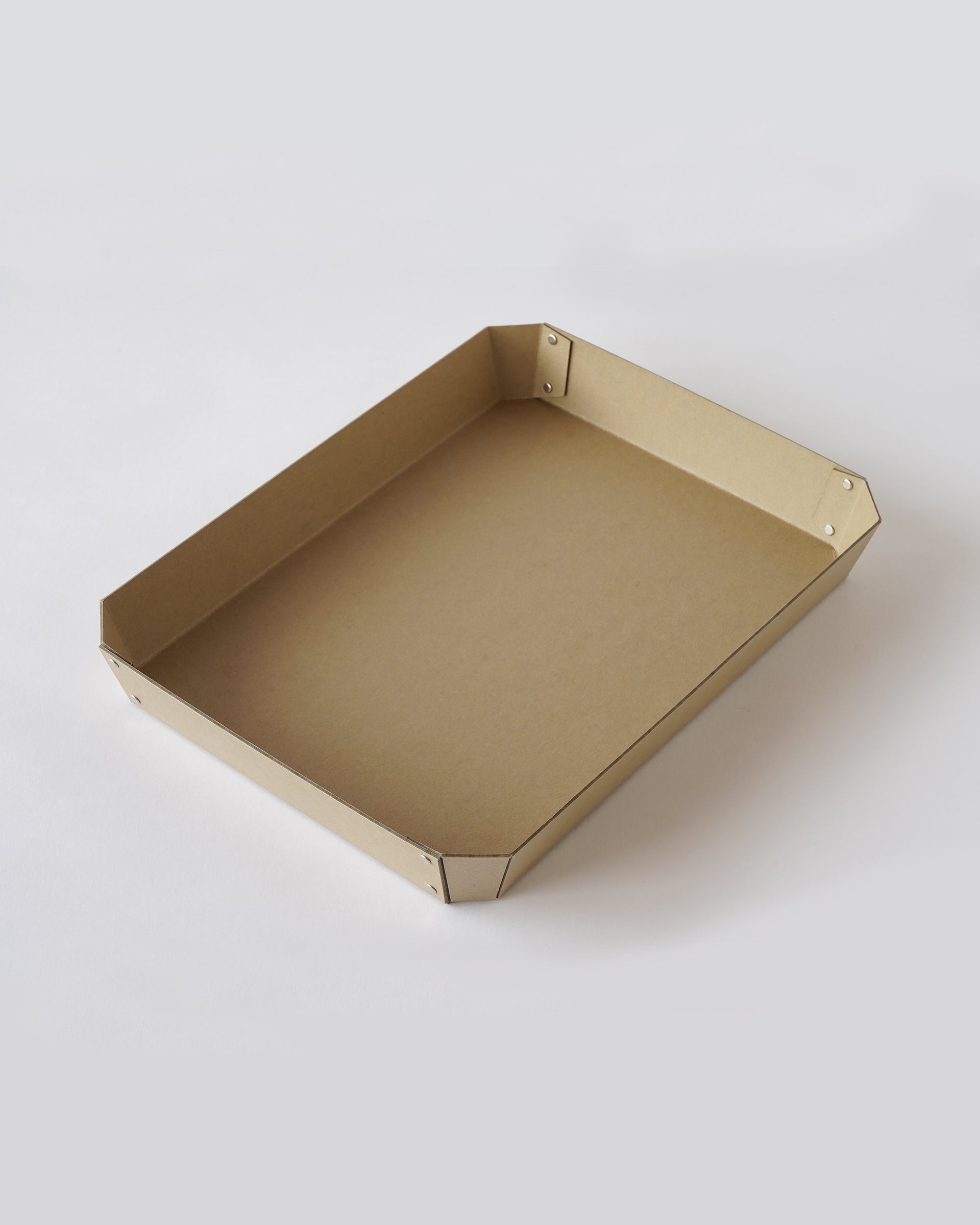 8_TRAY . L . クラフト