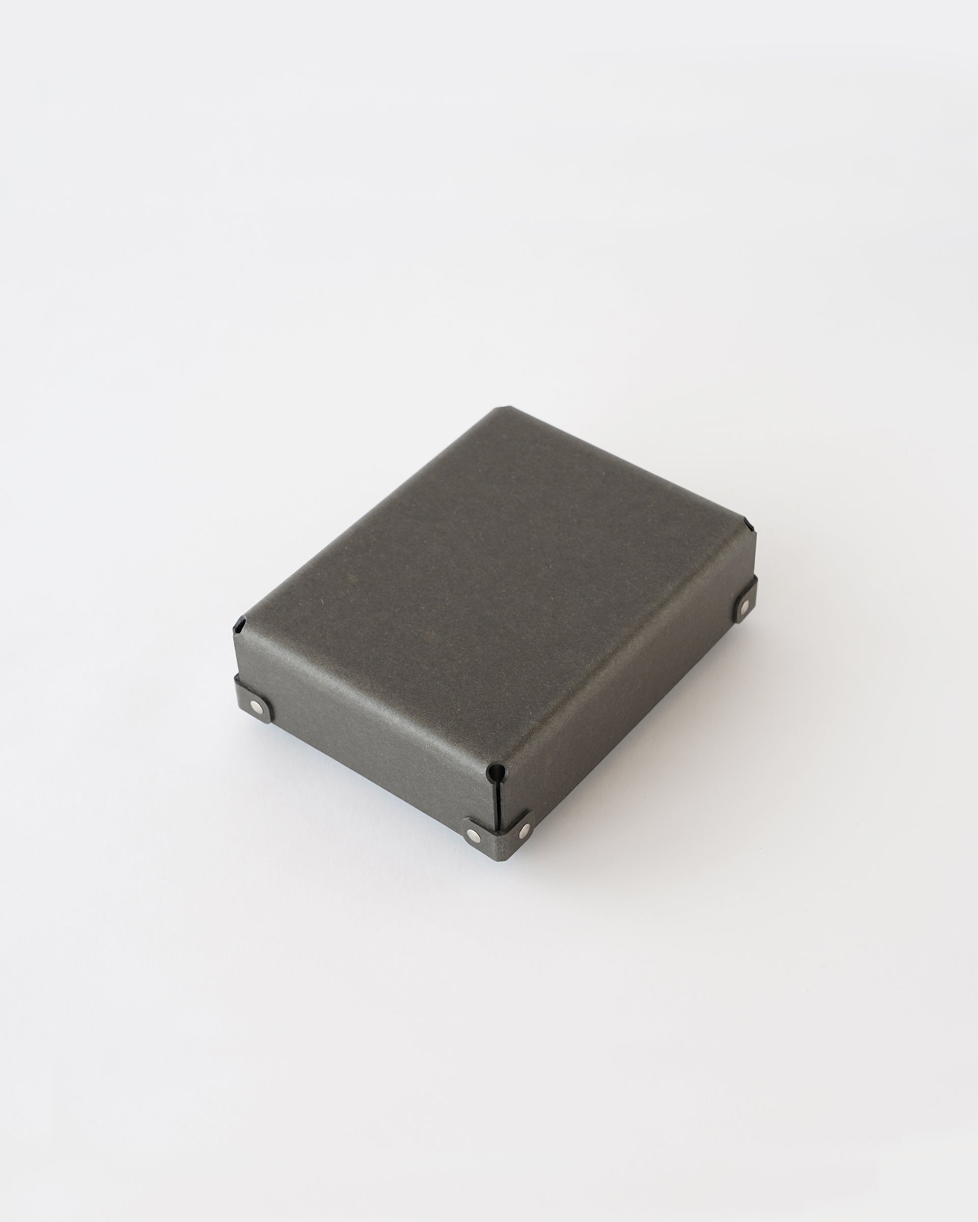 BENT . A6 . チャコール