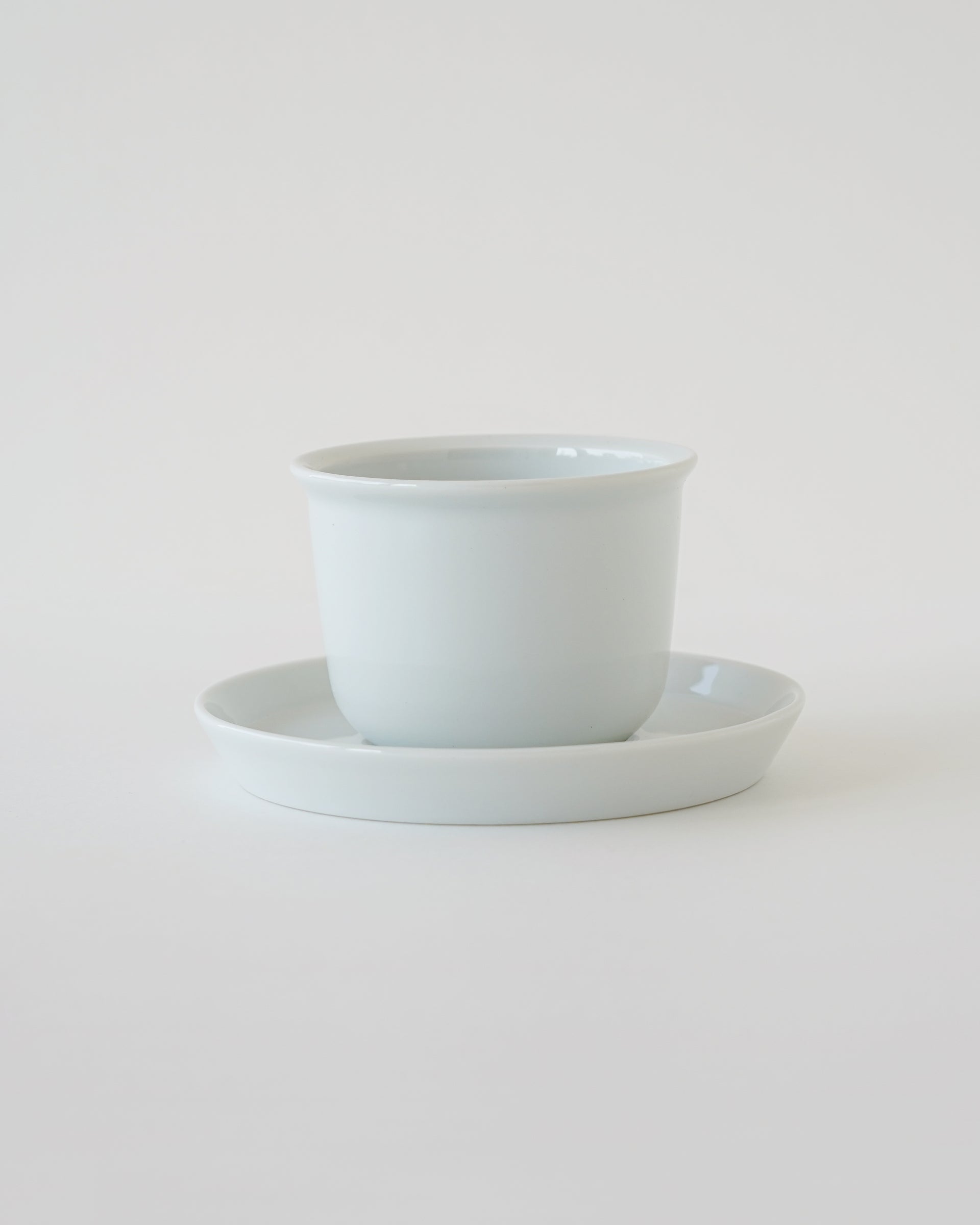 LEAVES TO TEA . カップ＆ソーサー . 城谷耕生