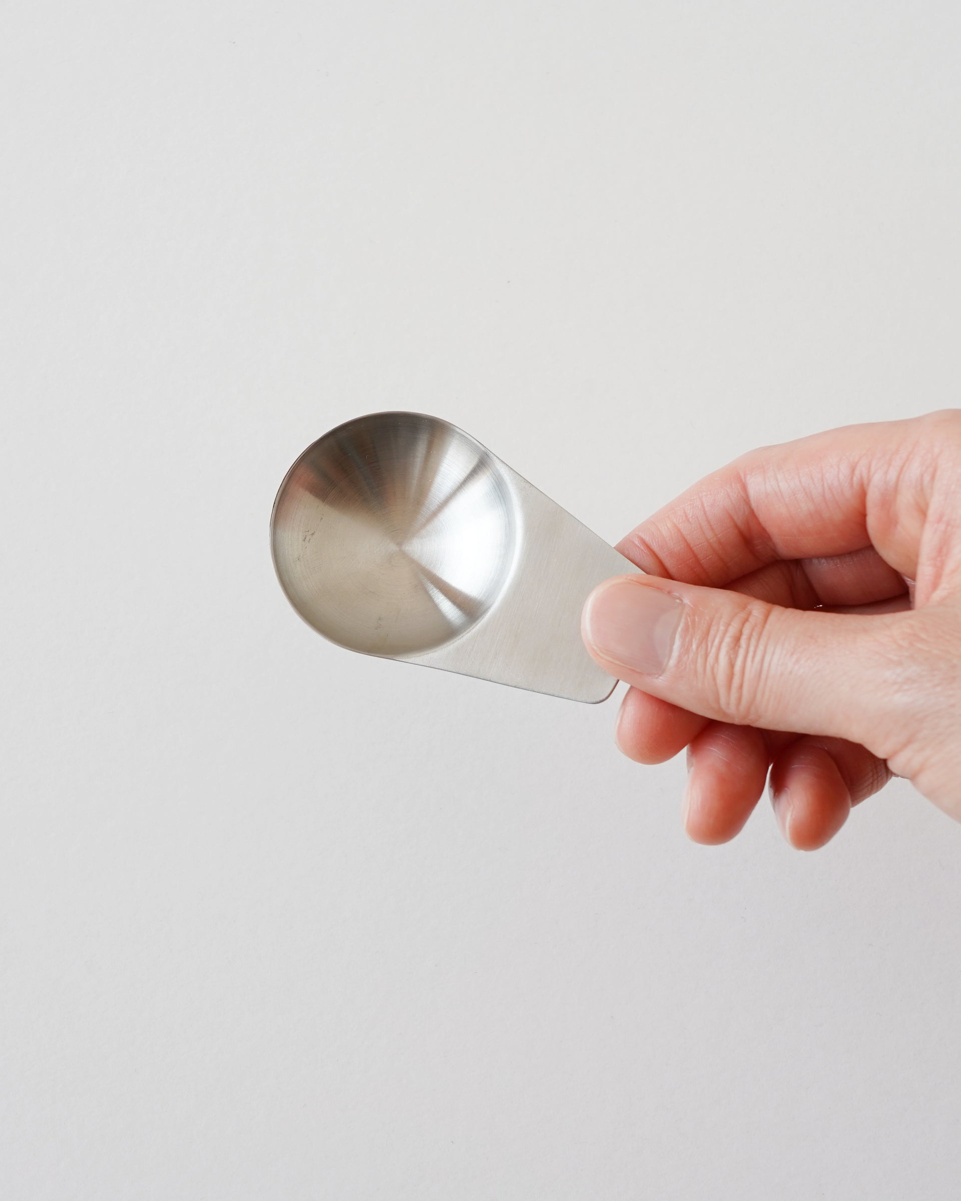 LEAVES TO TEA . ティースクープ . 城谷耕生