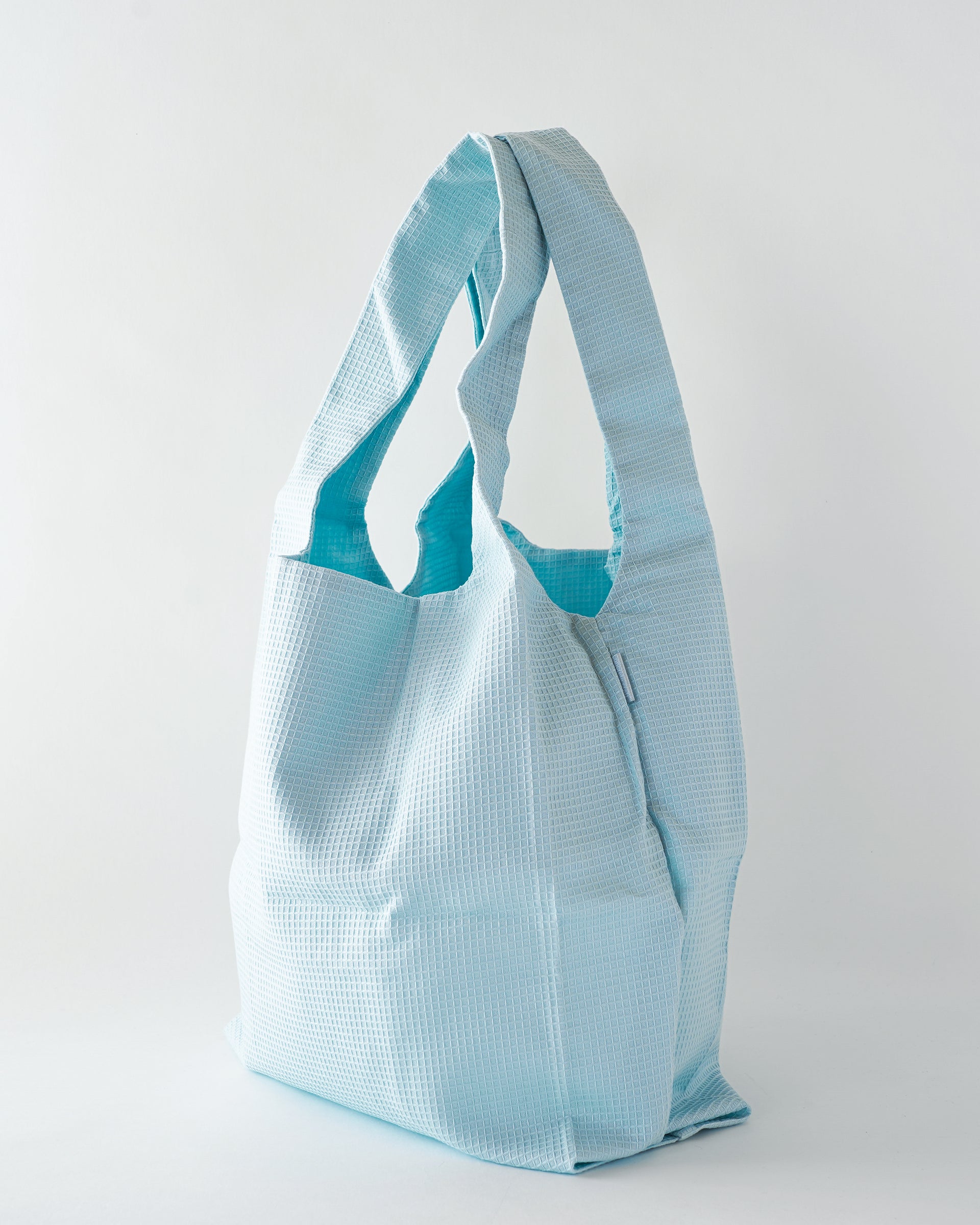 Wafers . M . ライトブルー