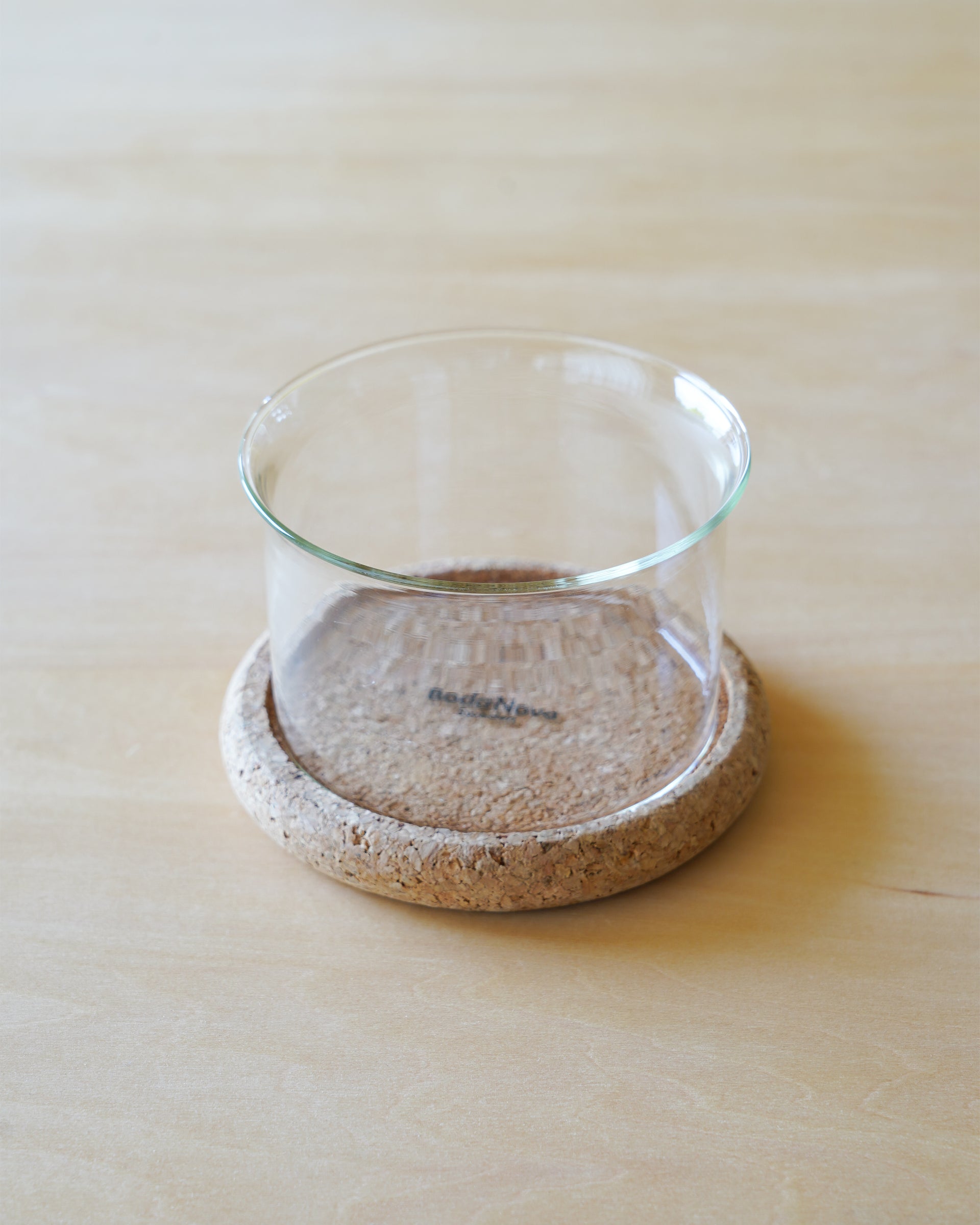 ボウル：コースター  . Signe Persson-Melin